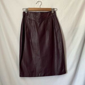 Vintage genuine leather plum purple skirt